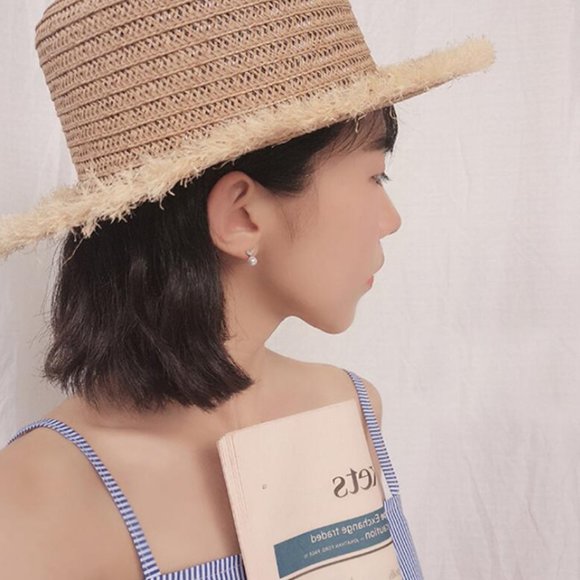 NEW 925 Sterling Silver Diamond Pearl Stud Earrings - Picture 10 of 13